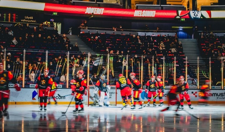 Jokerit odišiel z KHL, problémom však ostáva prisilné napojenie na Rusko